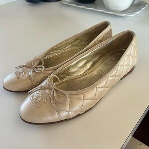 Chanel Quilted Ballet Flats sz 38.5